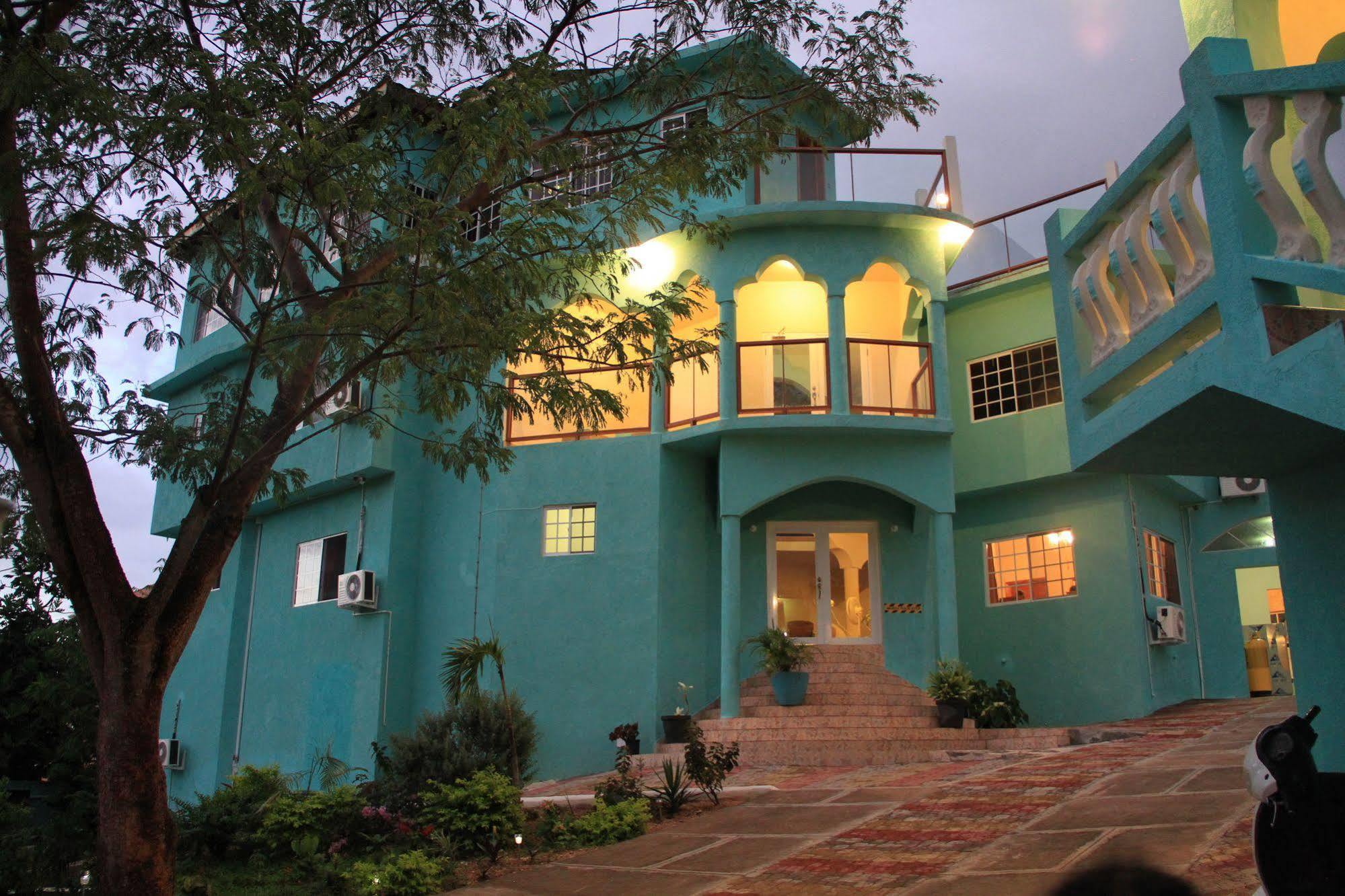 Negril Sky Blue Resorts Eksteriør billede