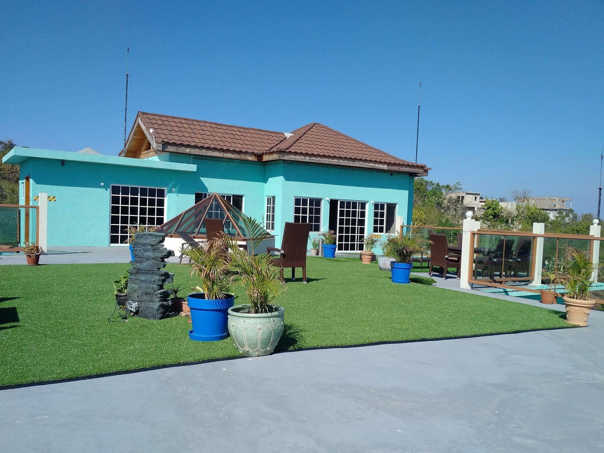 Negril Sky Blue Resorts Eksteriør billede