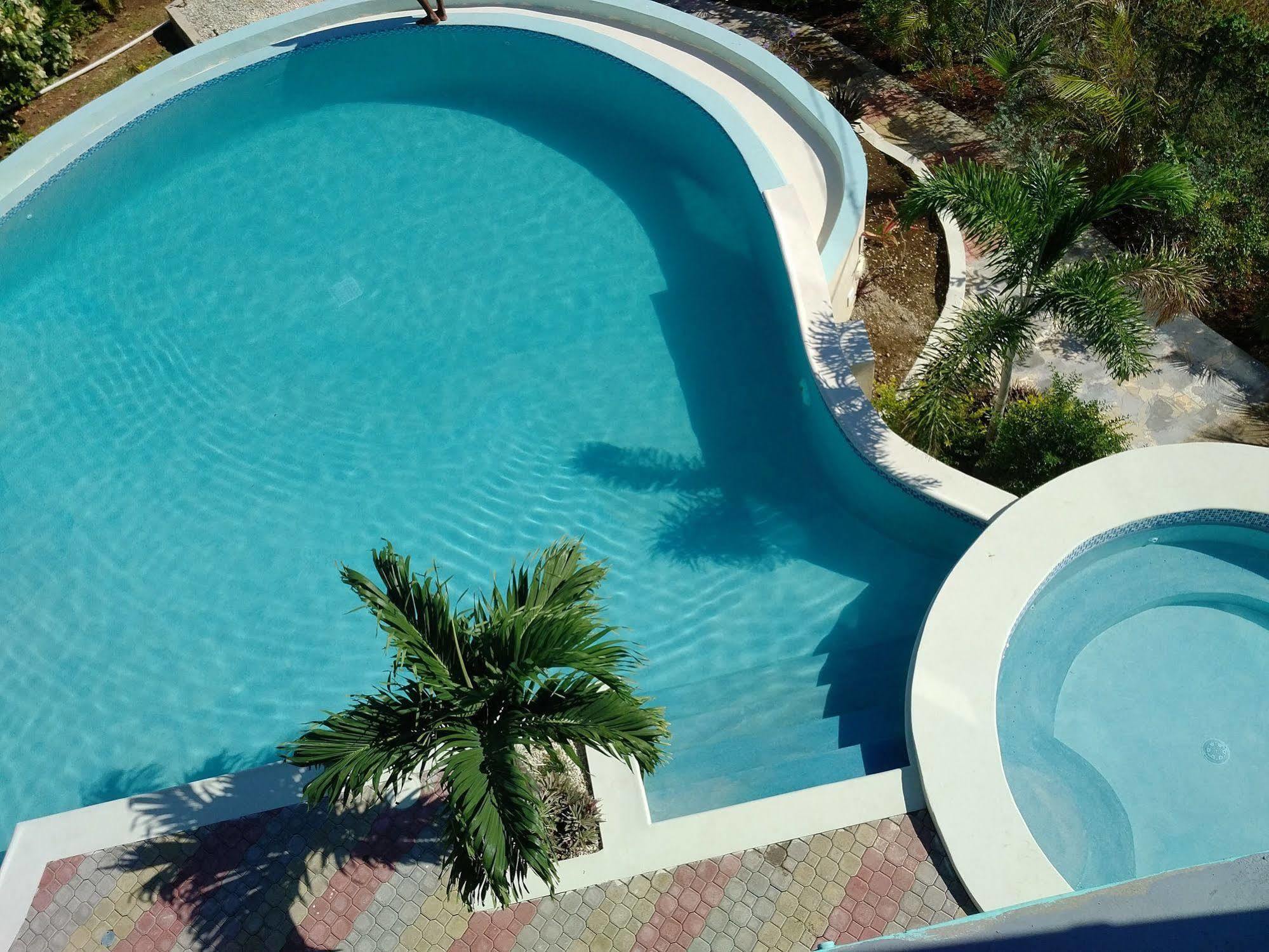 Negril Sky Blue Resorts Eksteriør billede